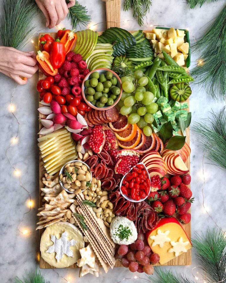 Holiday Charcuterie Cheese Board | Ain't Too Proud To Meg