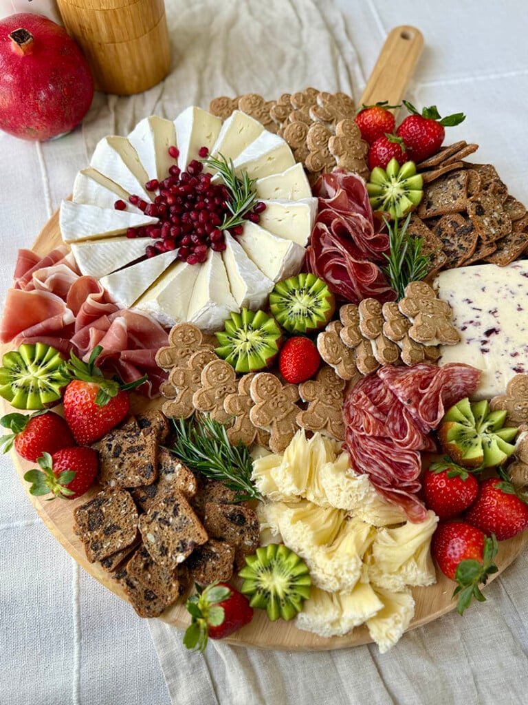 trader joe's xmas charcuterie board 