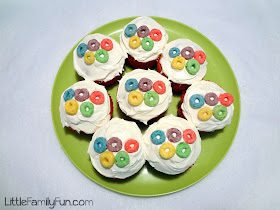 fruit loop olympic cupcakes
