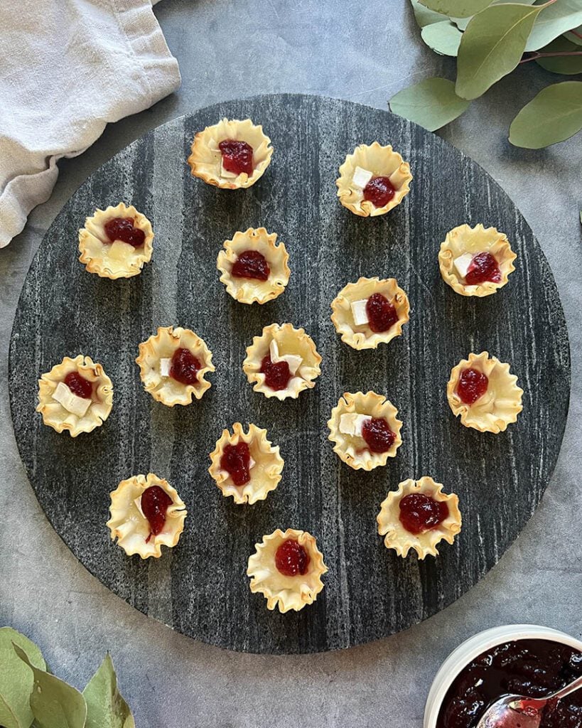 cranberry brie appetizer phyllo