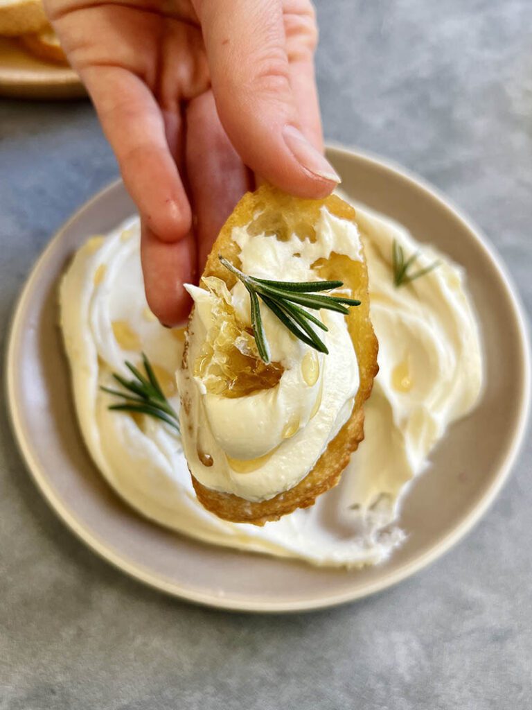 whipped brie cheese appetizer honey