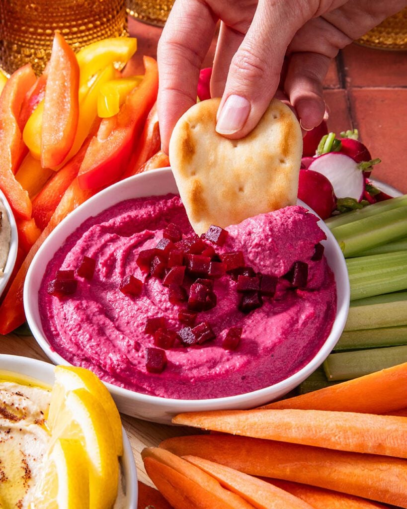 what goes well with hummus