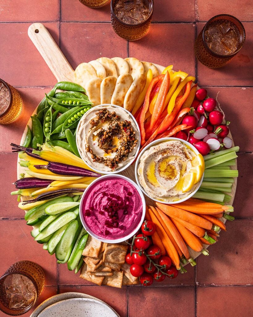 pita and hummus platter