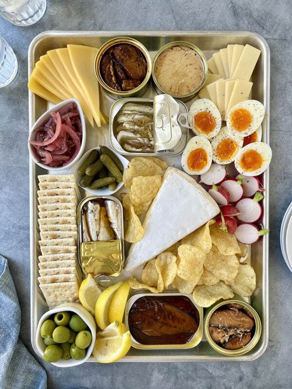 canned fish for snacking