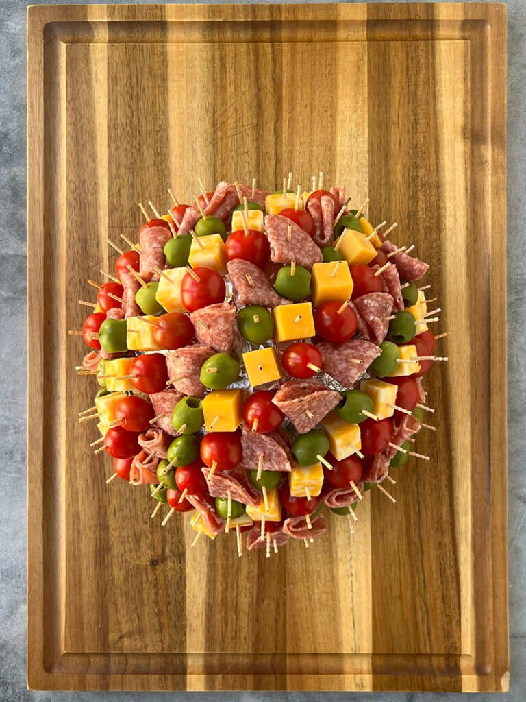 New Year's charcuterie ball for NYE
