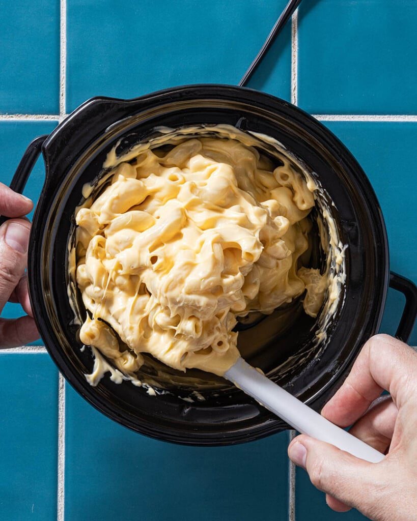 crockpot Mac & Cheese velveeta