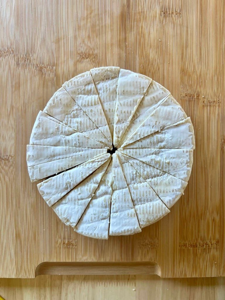 How to Cut costco brie cheese