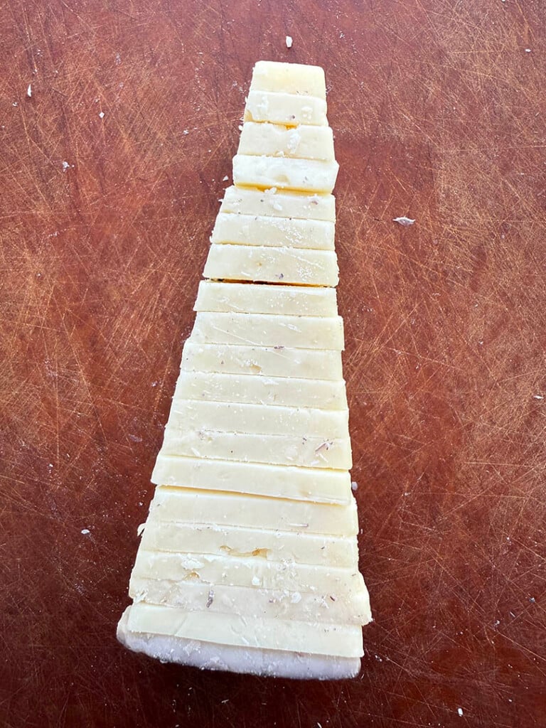 Creamy Toscano Cheese Soaked in Syrah 3