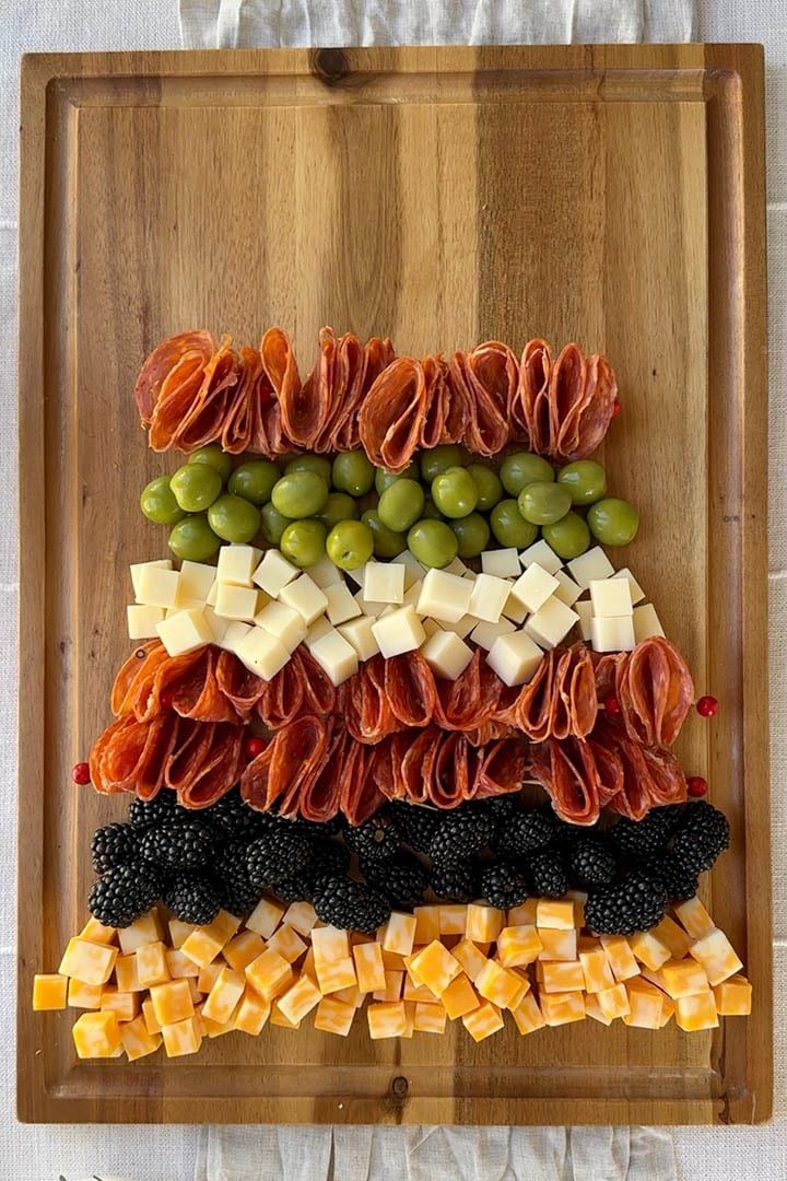 Christmas Tree Charcuterie Board | Ain't Too Proud To Meg