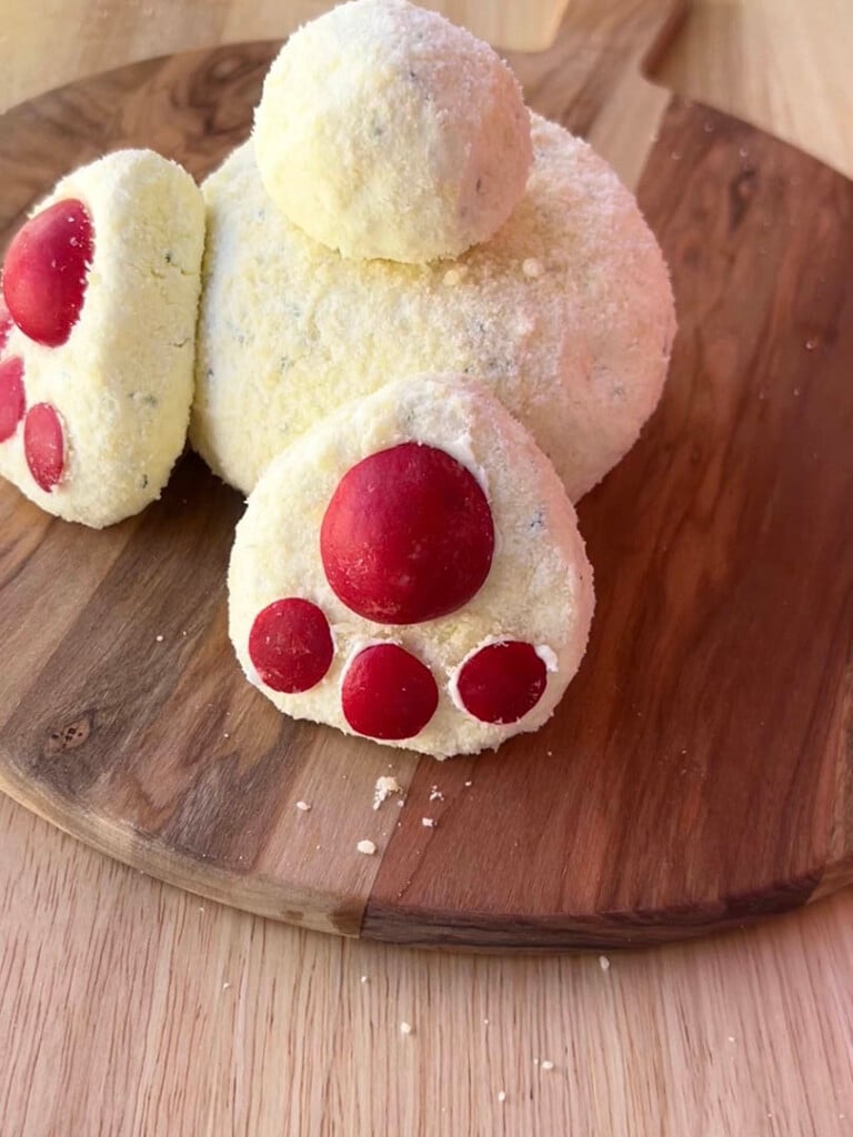 easter bunny cheese ball step 4