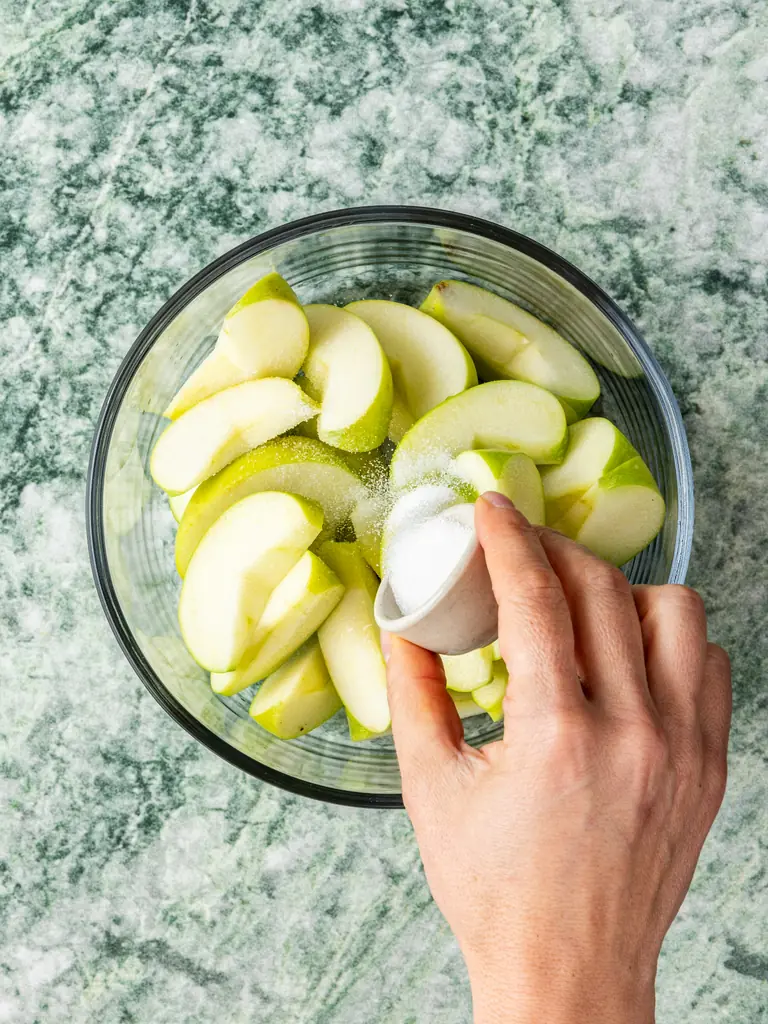 how to prevent apples from browning 2